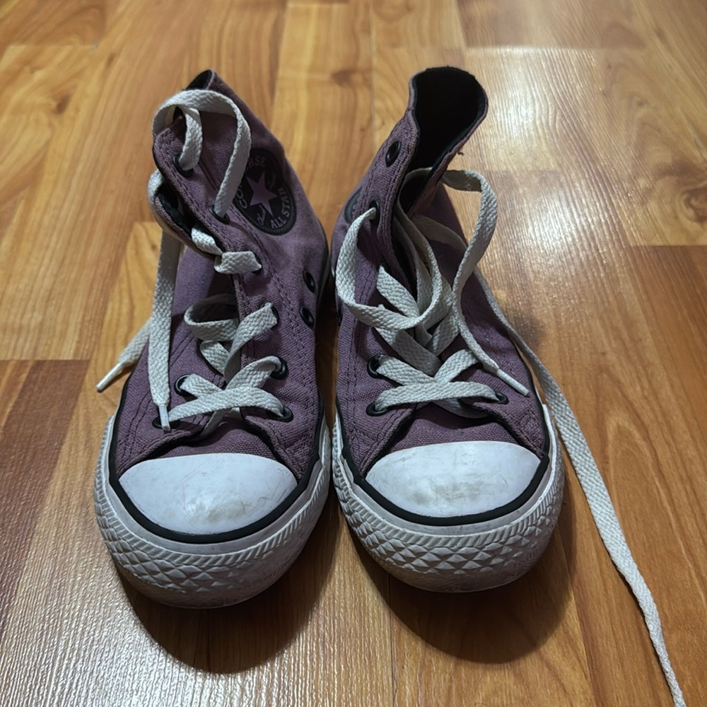 Converse Hightop sneakers Size 13